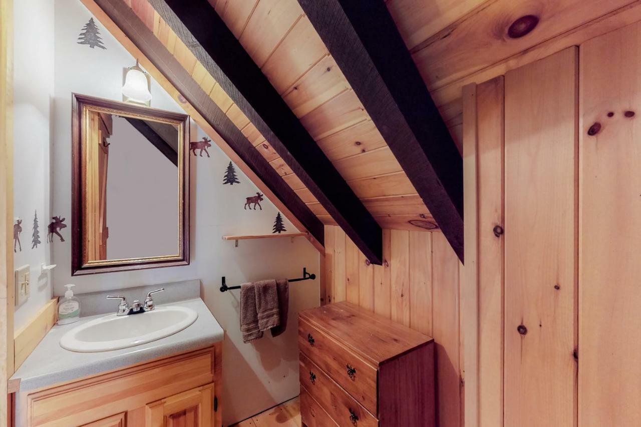 Loon Landing Lodge Greenville Exterior foto